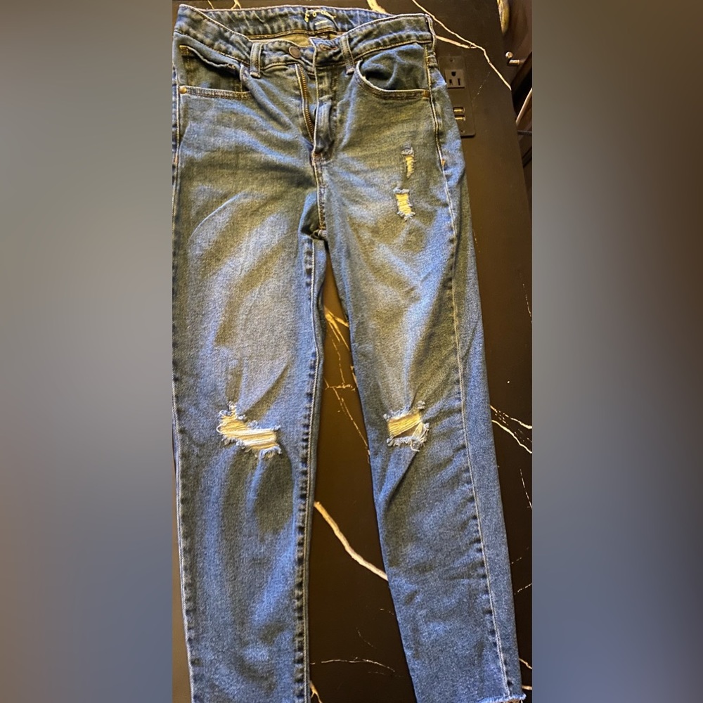 ripped boyfriend jeans